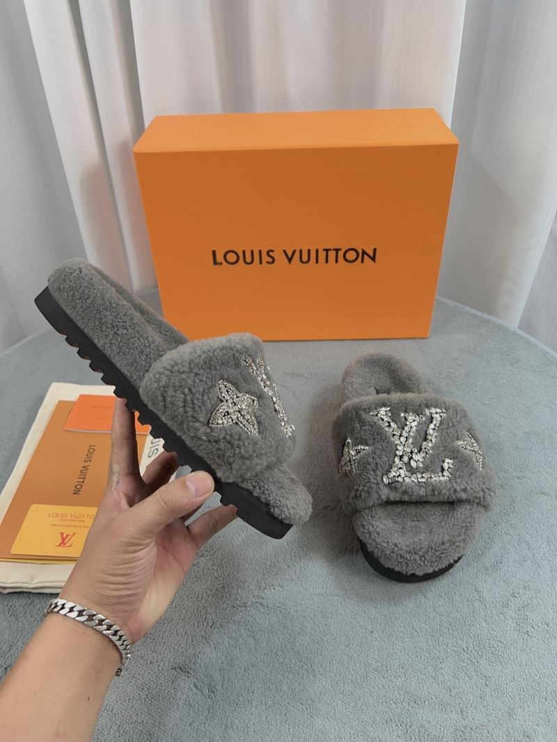 Louis Vuitton Slippers